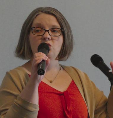 THRIVE DIRECTOR, Kim Halfhill discusses the Excelsior Springs Thrives’ community survey results at the Senior Center’s daily lunch gathering. ELIZABETH BARNT | Staff