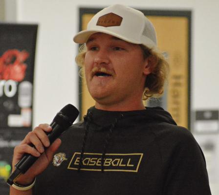 COLEMAN WEBER recaps the Excelsior Springs junior varsity season and makes a prediction for the varsity squad during the end-of-season baseball banquet. SHAWN RONEY | Staff