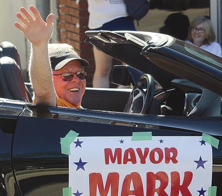 MAYOR MARK SPOHN waves to the crowd. MIRANDA JAMISON | Staff
