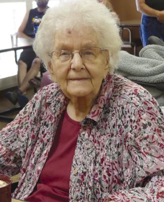 EXCELSIOR SPRINGS Aspire Senior Living Community recently celebrated Alice Stowe’s 102nd birthday. Joining in the celebration, along with her family, were staff members and residents of the senior community. “The key to living a long life is to never smoke or drink,” she said. ELIZABETH BARNT | Staff