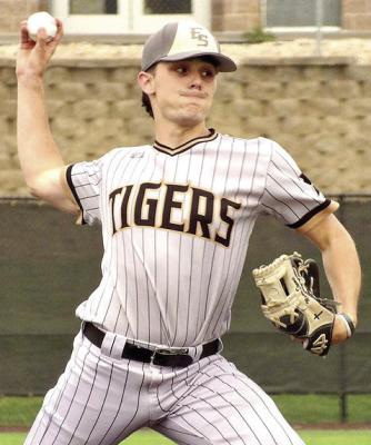 MASON DANNER, shown here pitching for Excelsior Springs High School, is headed to Park University in Parkville to play baseball. DUSTIN DANNER | Staff