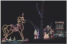 EXCELSIOR SPRINGS Lane of Lights bring holiday spirit to the community.