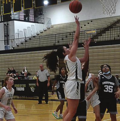 SOPHOMORE ALANI PRICE puts up a short jumper en route to a team-high 14 points during Excelsior Springs’ Jan. 11 home victory over Ewing Marion Kauffman. DUSTIN DANNER | Staff