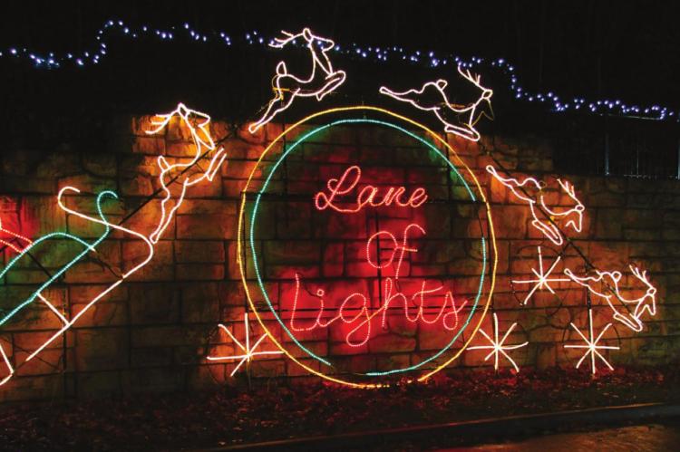 THE LANE OF LIGHTS entrance welcomes guests to the drive-through display in Excelsior Springs.