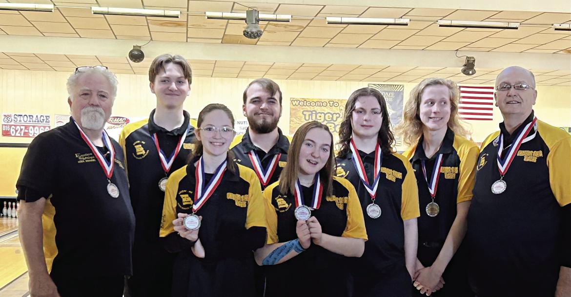 Excelsior Springs club bowlers roll their way to state